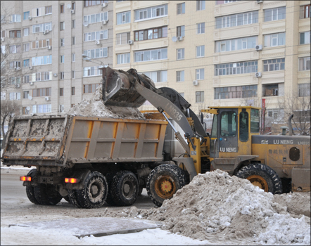 А снег идёт, а снег идёт