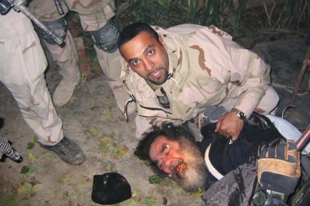 Задержание Саддама Хусейна, 13 декабря 2003 года..jpg