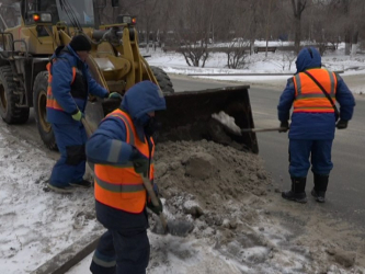 Из-за непогоды спецтехника в Актобе работала в усиленном режиме
