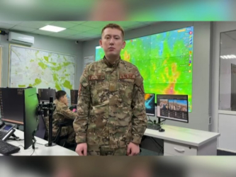 Құтқарушылар жолда қалған шетелдіктер мен балалы әйелді құтқарды