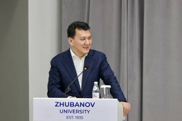 Карин прилетел в Актобе агитировать за референдум