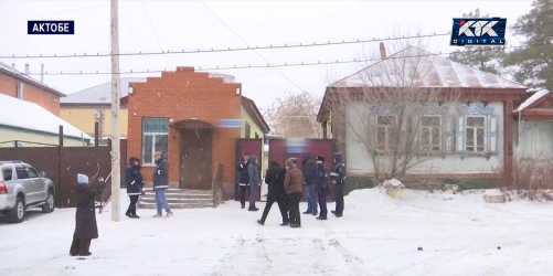 Тела трёх детей и матери обнаружили во времянке в Актобе