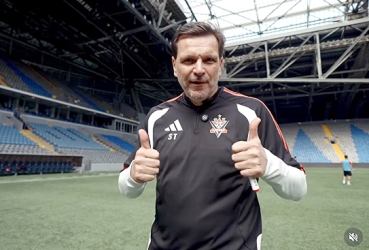 «Актобе» официально представил нового главного тренера