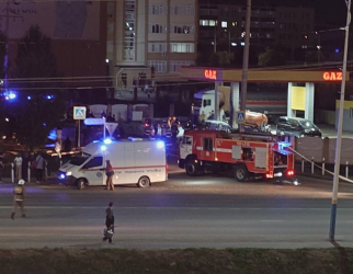 Три человека сгорели в автомобиле на АЗС