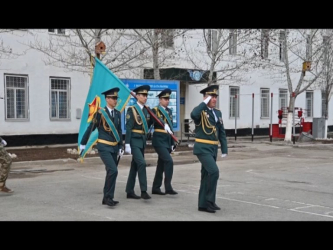 Ақтөбе гарнизонында 150-ден астам сарбаз Жауынгерлік тумен қоштасты