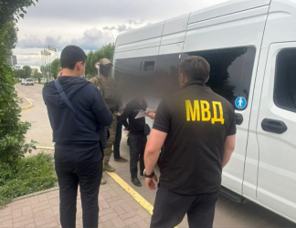 Путём угроз и насилия вымогал деньги у студентов