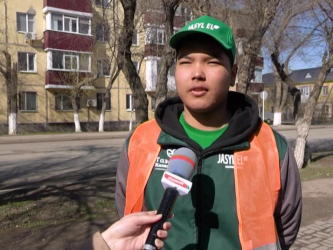 "Жасыл ел" жауынгерлері қала тазалығына кірісті