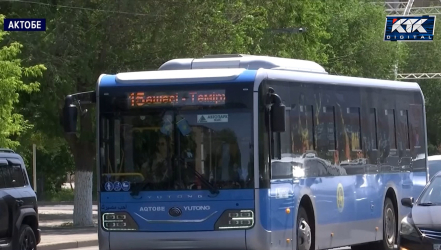 Автобус сбил школьника на пешеходном переходе