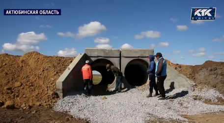 Жители села боятся потопа из-за нового моста