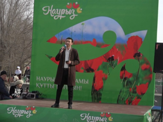 Абай даңғылында тұрғындар тегін көже мен бауырсақтан дәм татты