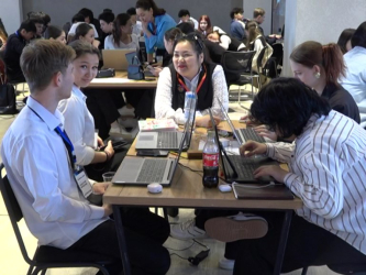 Актюбинские студенты соревновались в IT-решениях для бизнеса