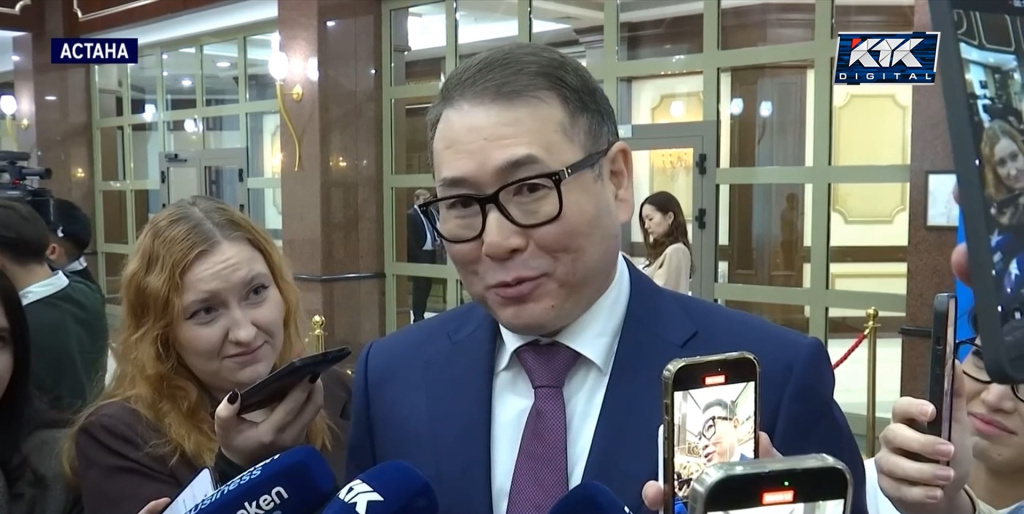 министр (2).jpg