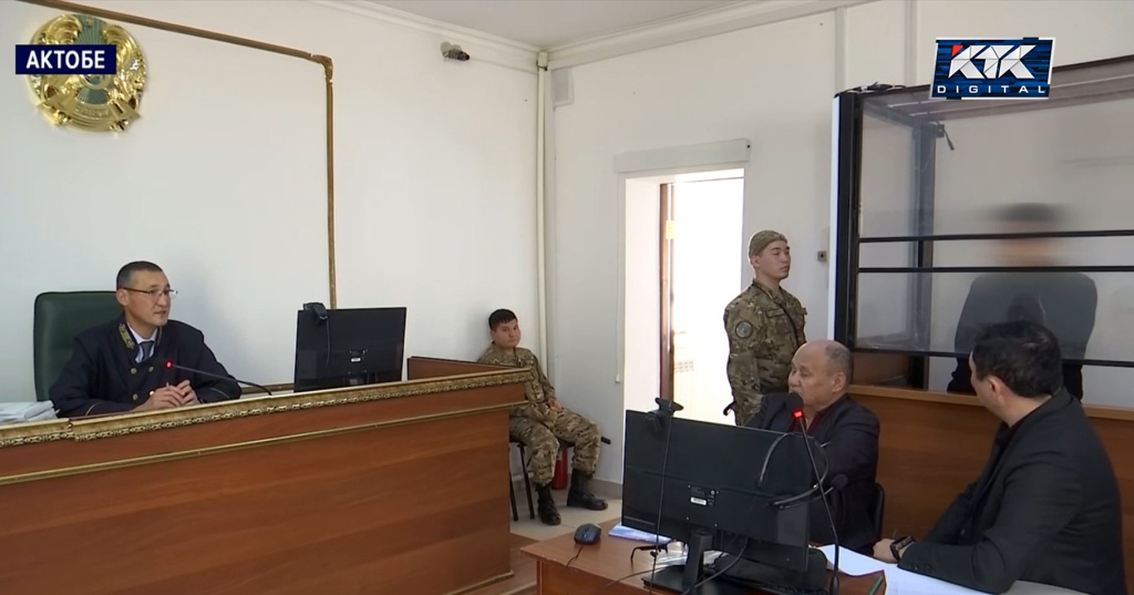 начальник поезда.jpg