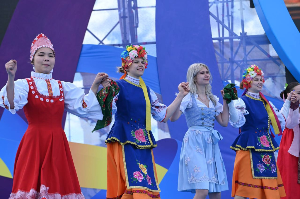 стела1.jpg стела1.jpg