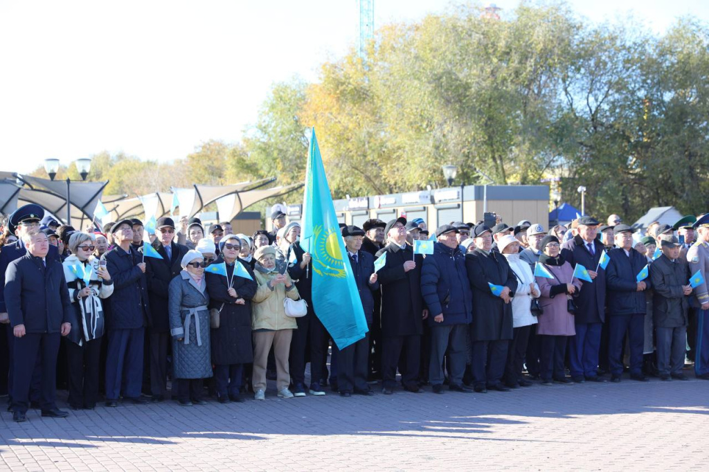 флаг ак3.jpg флаг ак3.jpg