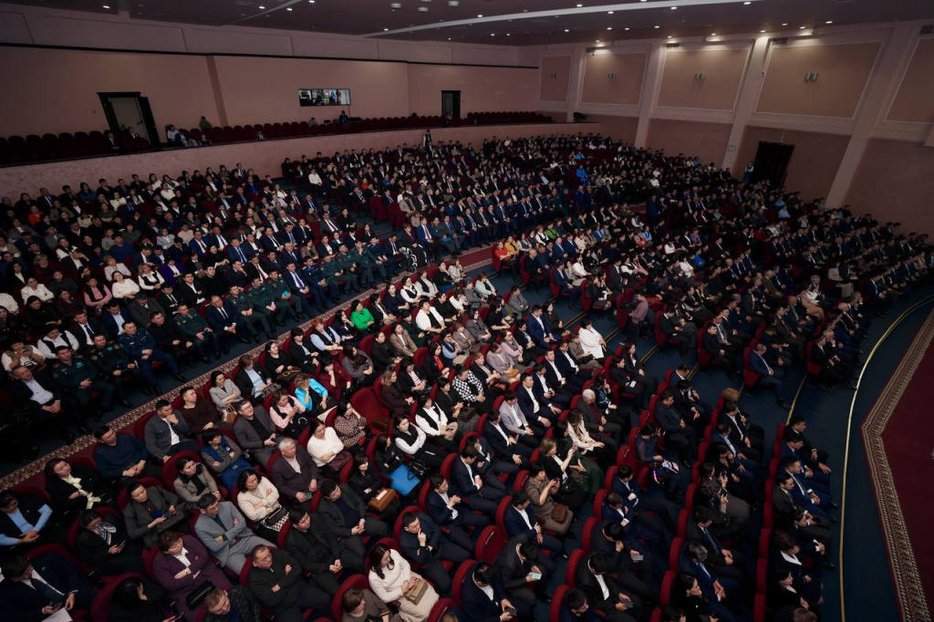 конст карин1.jpg